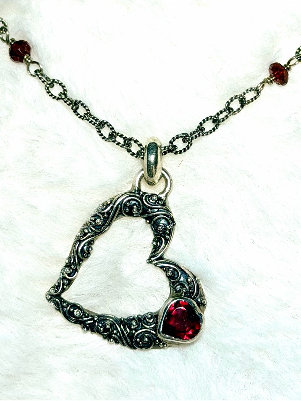 Sara Blaine Sterling Silver Fusion Garnet Pearl Heart Necklace 18” Goth Romance